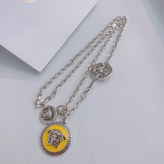 Versace necklace 11lyh88